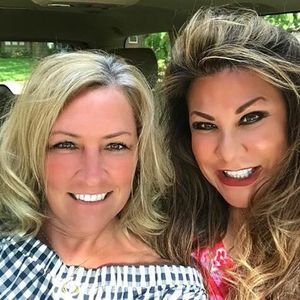 Meet your Posher, Mona davis